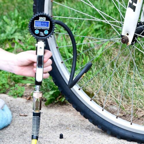 FlowPro Digital Tire Inflator with Gauge — photo 3